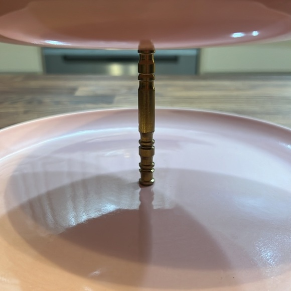 Vintage Elegant Pink 3-Tier Serving Tray with brass - Picture 3 of 6